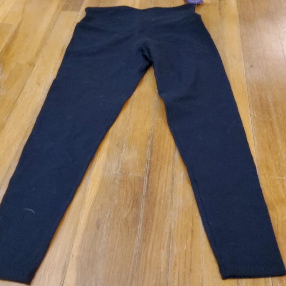 Black leggings NWT